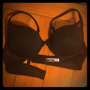 Black IZOD bra